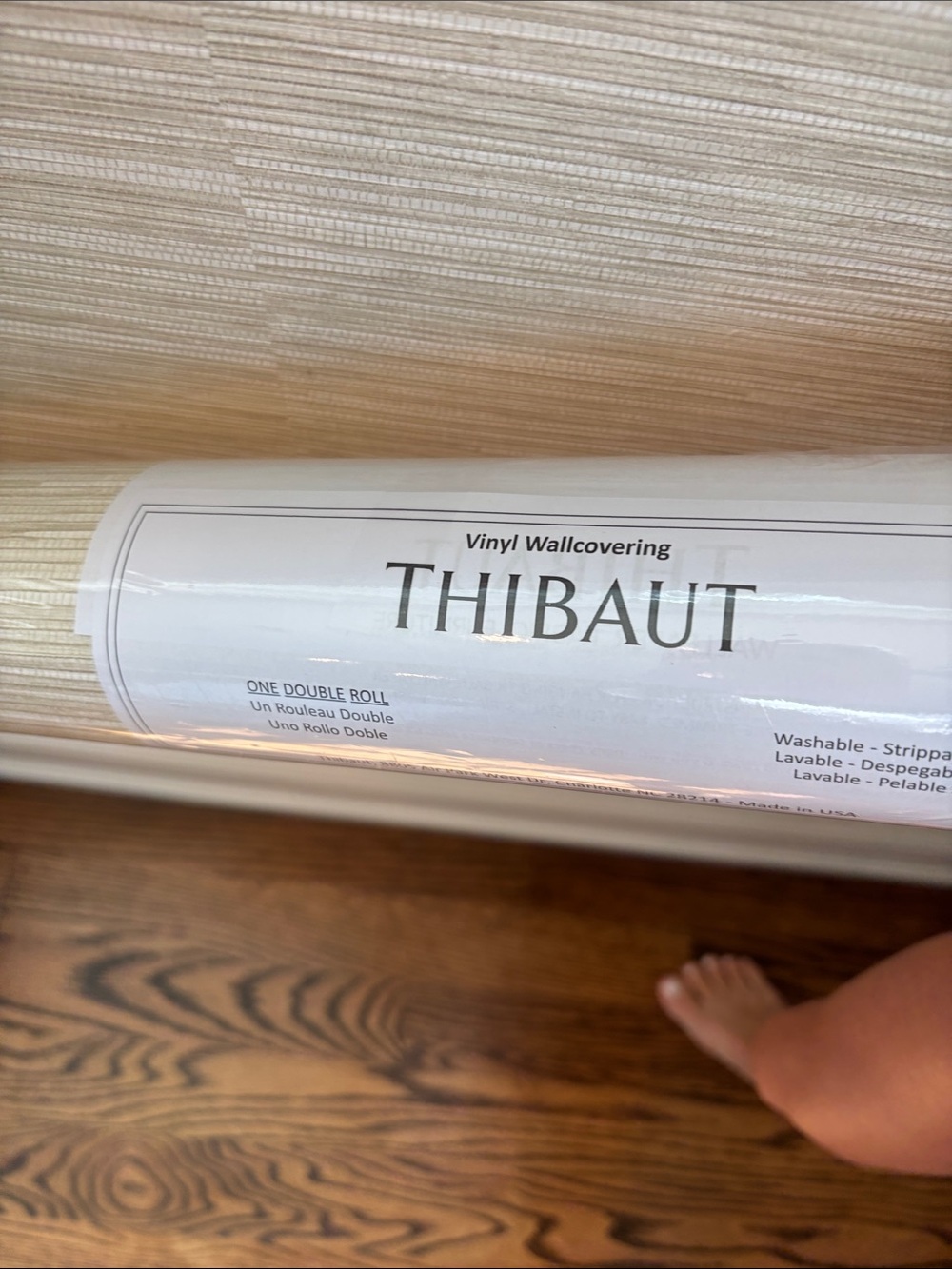 Thibaut Cream Textured Vinyl wallpaper NWT. Faux grass cloth. Had extra.